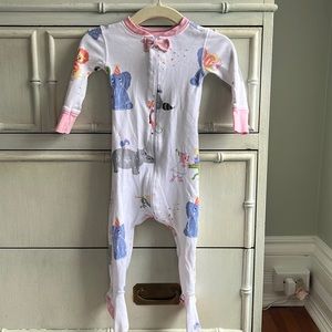 TBBC Noelle's Night Night, Party Animals